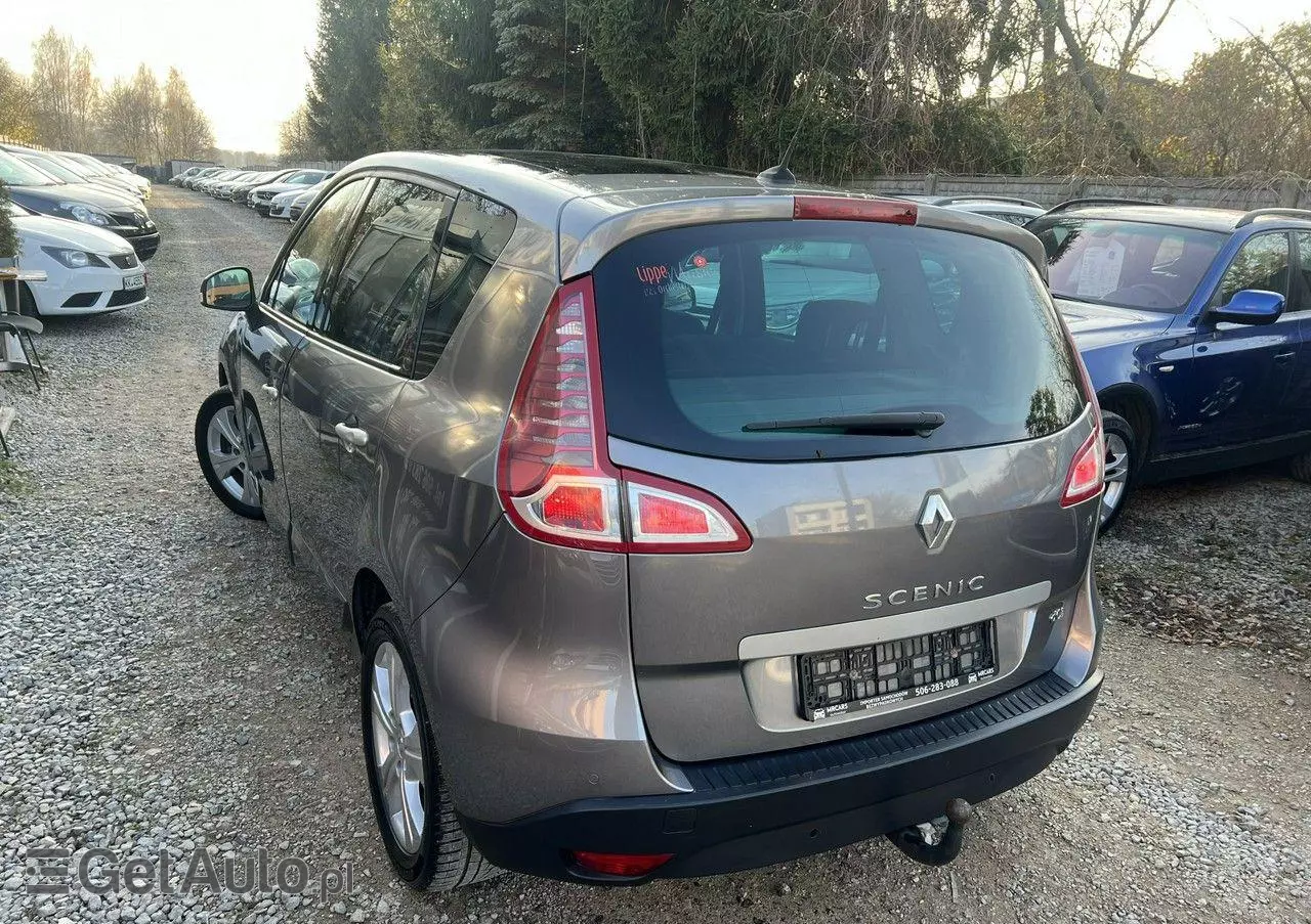 RENAULT Scenic 