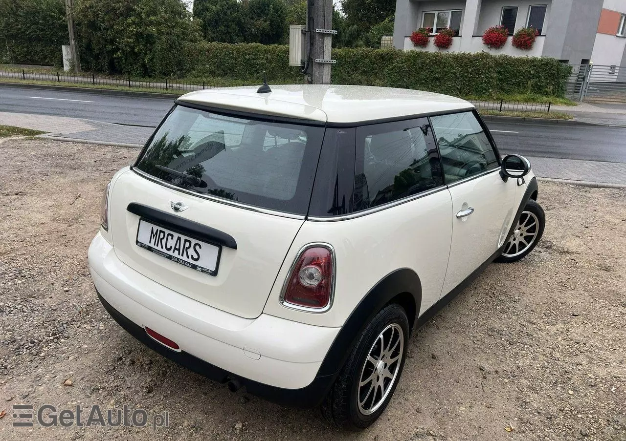 MINI Cooper 