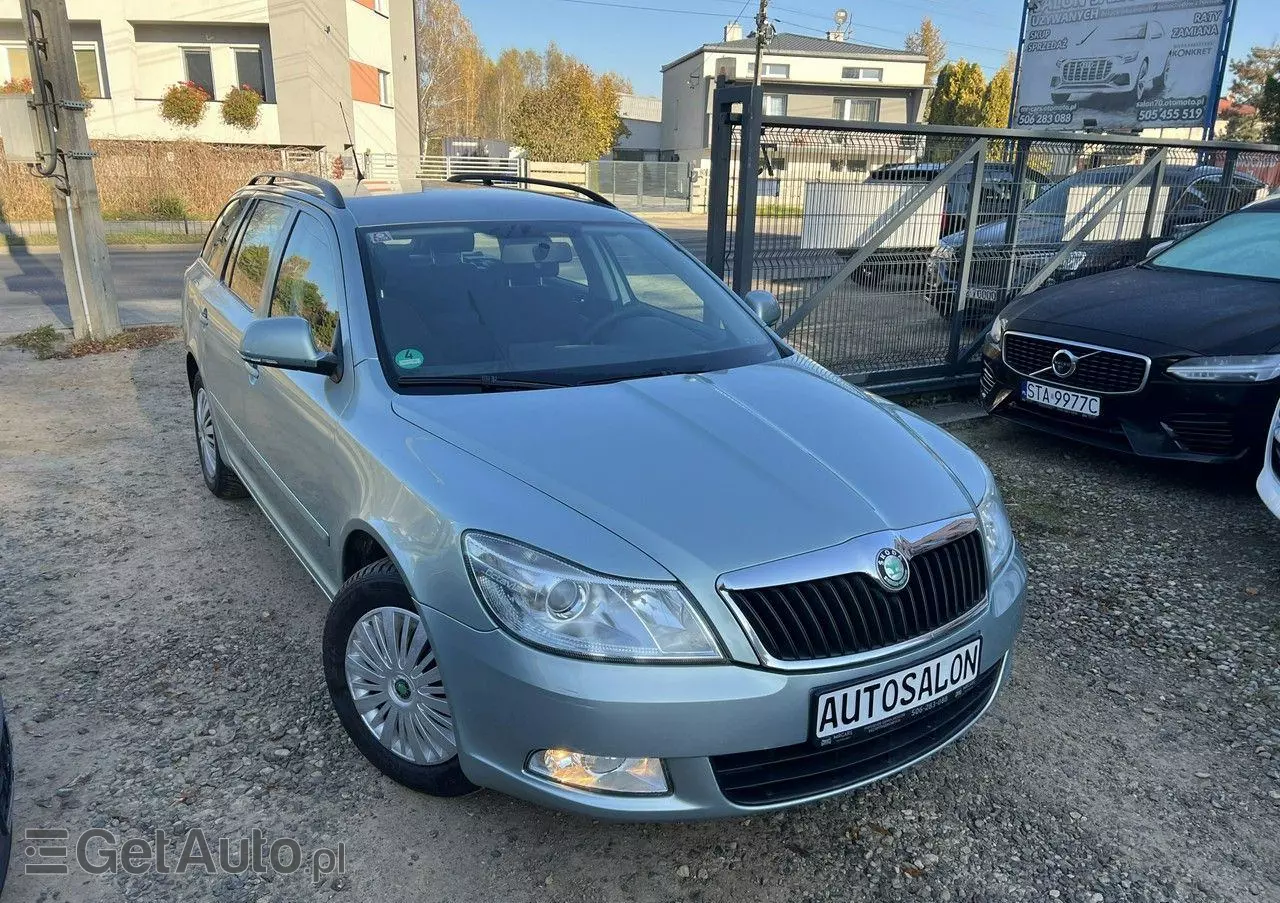 SKODA Octavia 