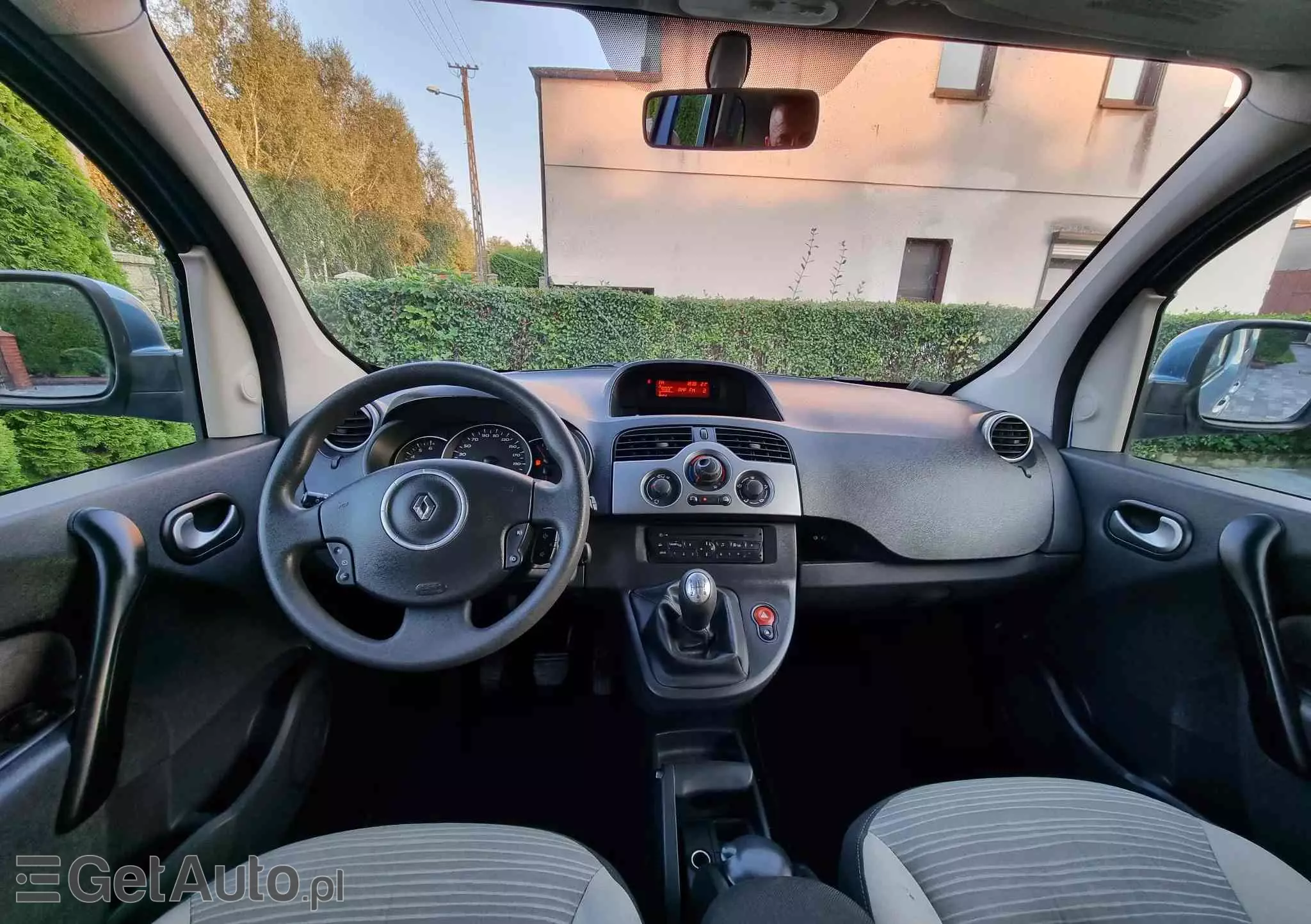 RENAULT Kangoo 