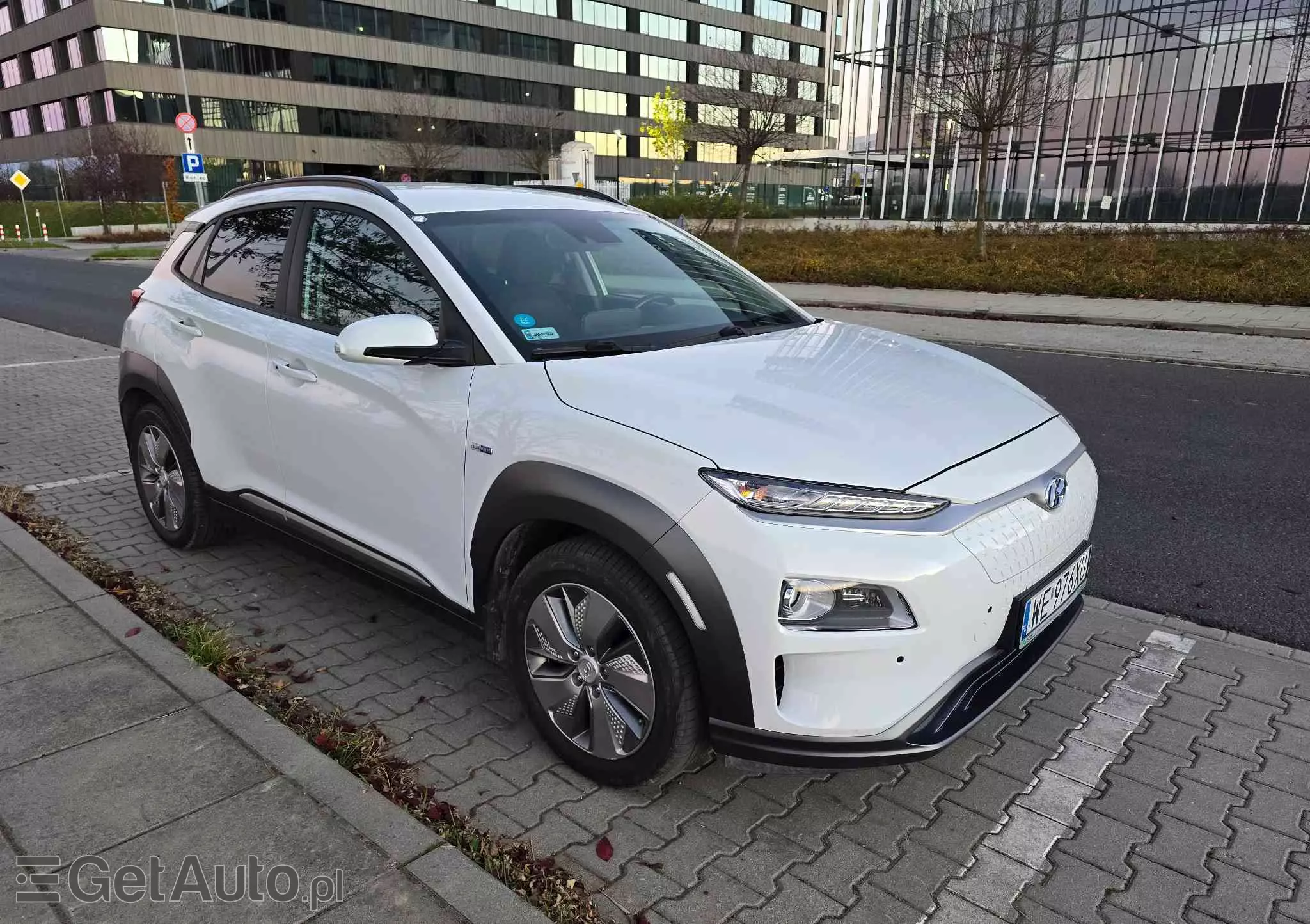 HYUNDAI Kona Premium