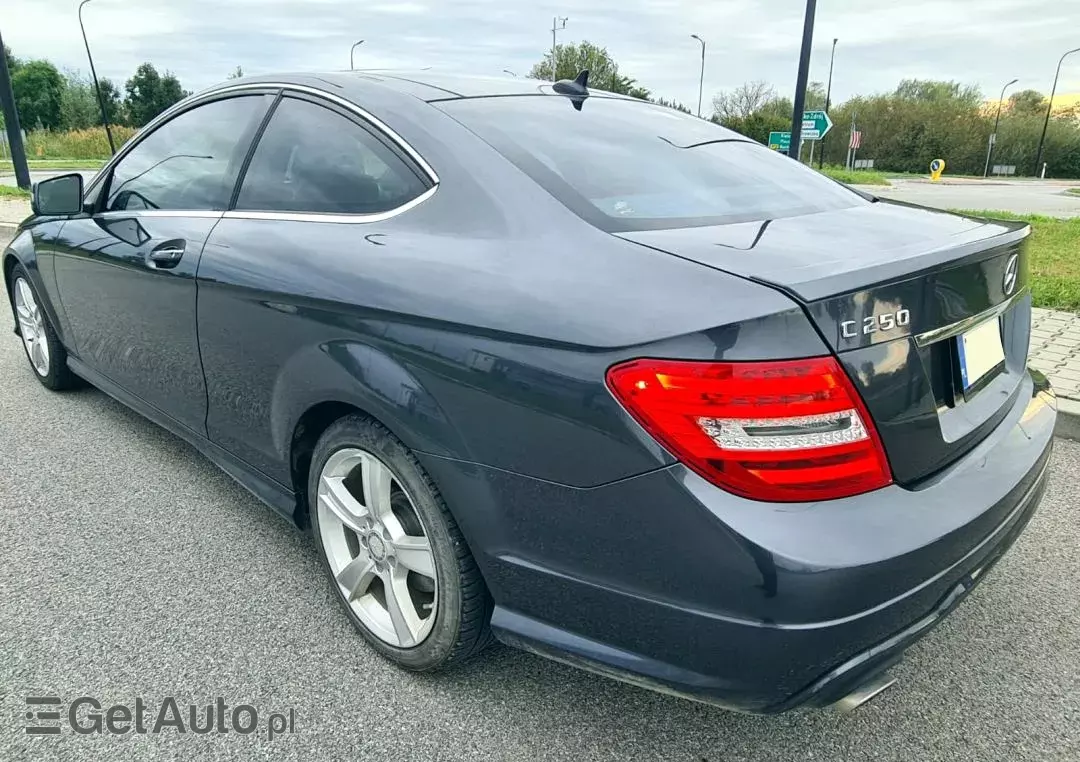 MERCEDES-BENZ Klasa C Coupe Sport 7G-TRONIC