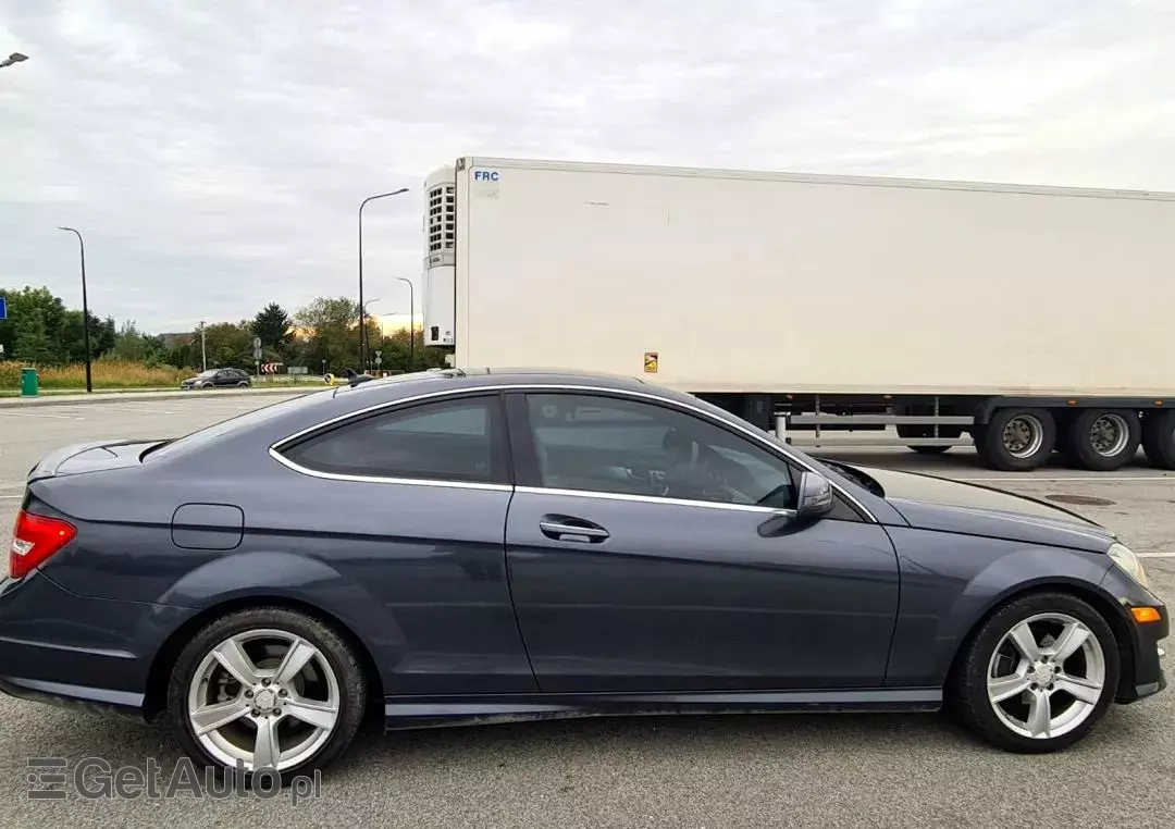 MERCEDES-BENZ Klasa C Coupe Sport 7G-TRONIC