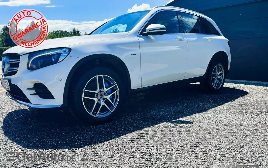 MERCEDES-BENZ GLC 4Matic 7G-TRONIC AMG Line