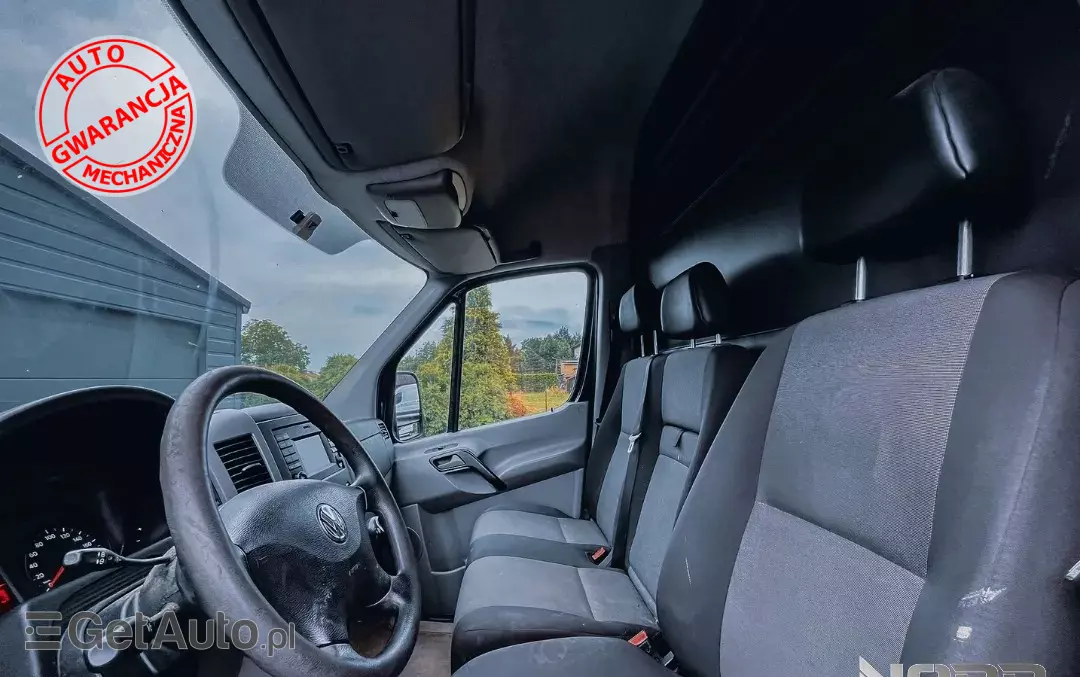 VOLKSWAGEN Crafter 