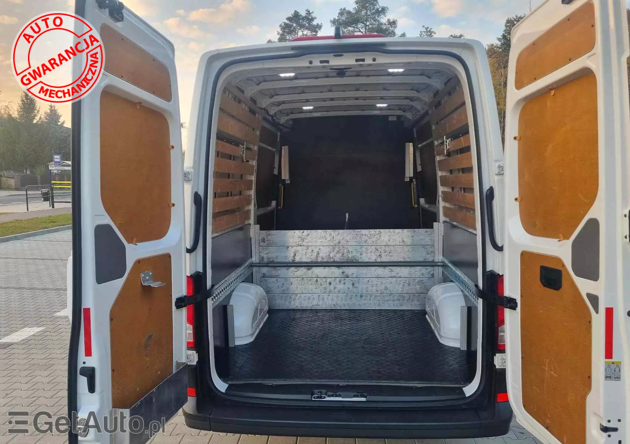 VOLKSWAGEN Crafter 