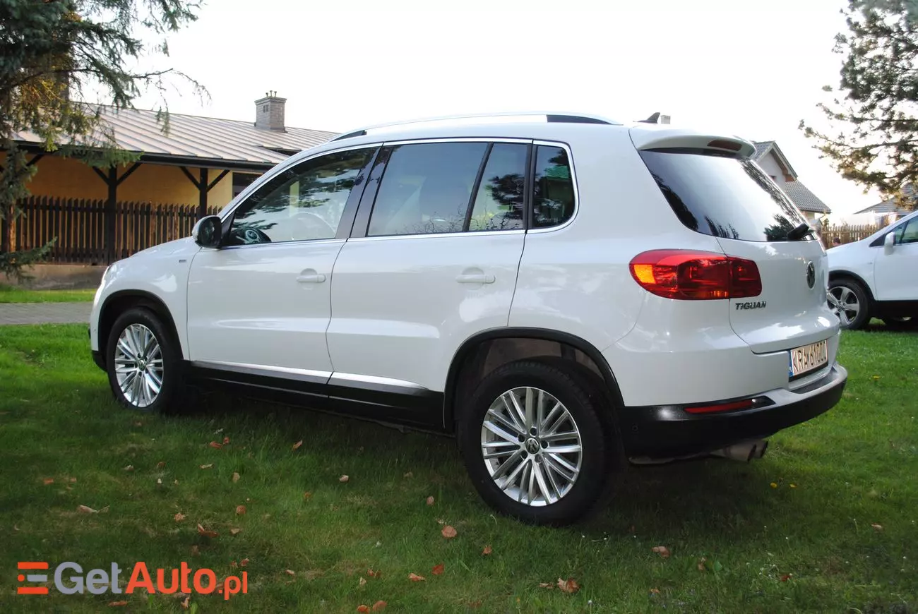 VOLKSWAGEN Tiguan Sport & Style