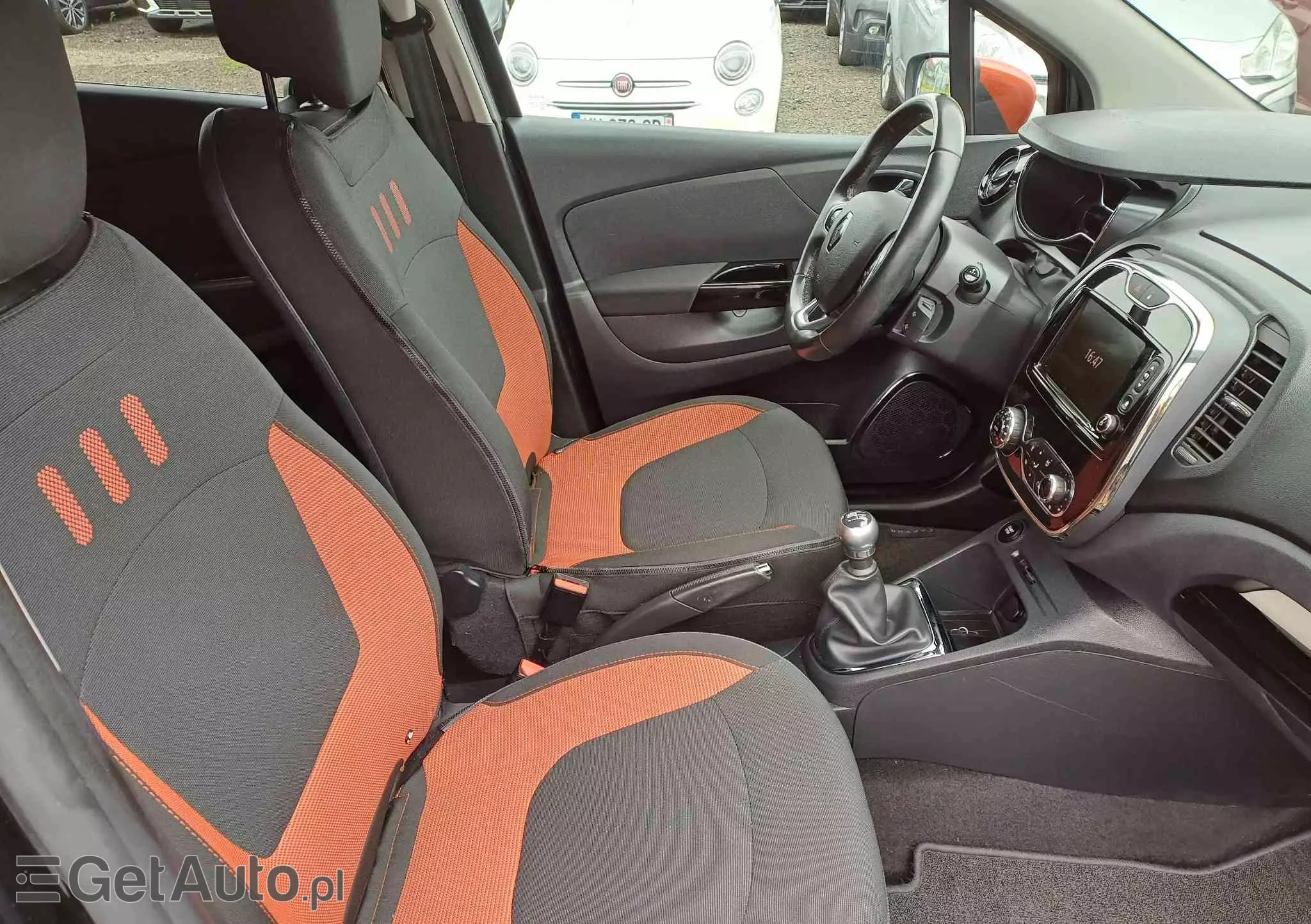 RENAULT Captur Color Ediotion