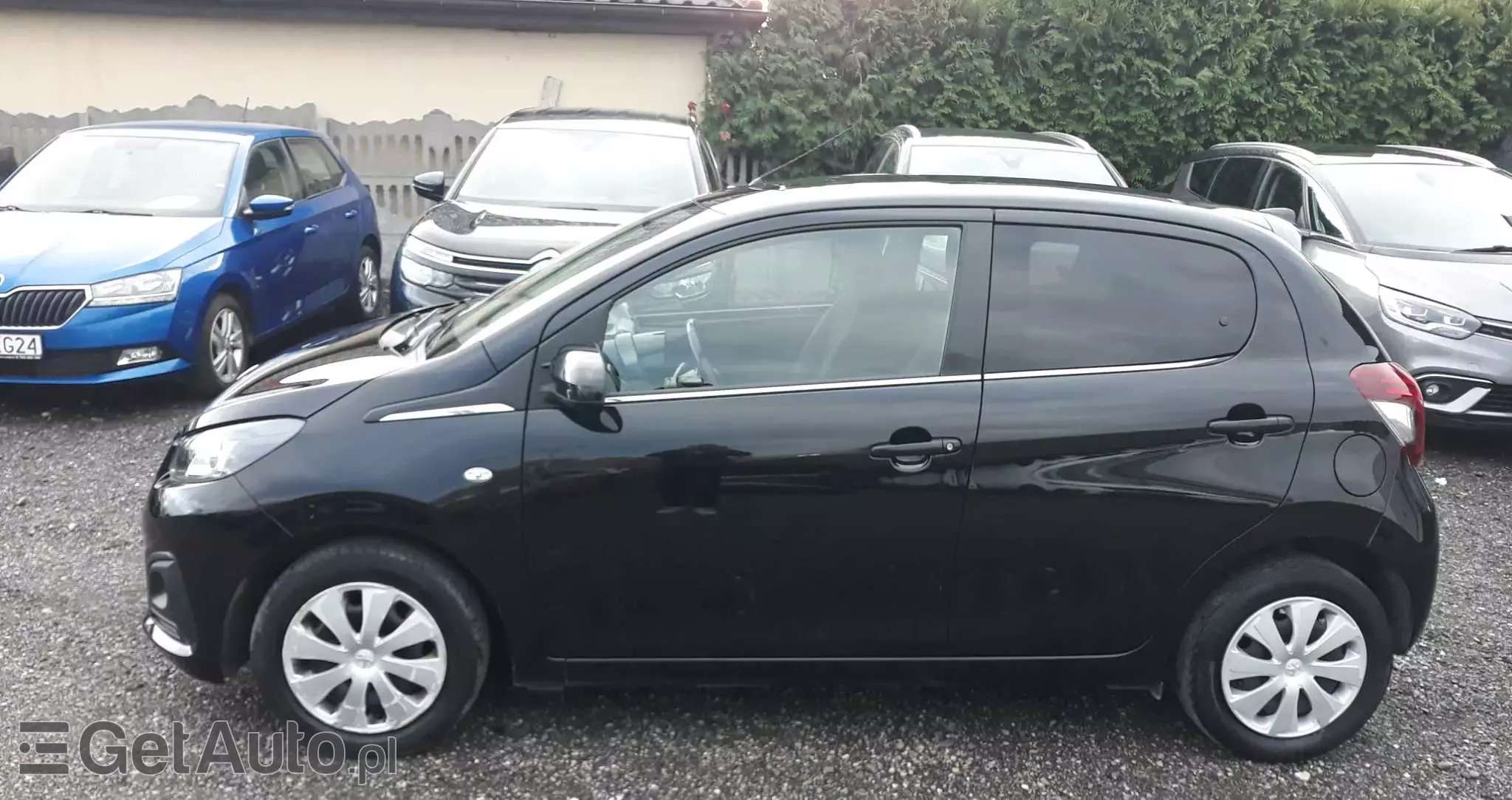 PEUGEOT 108 