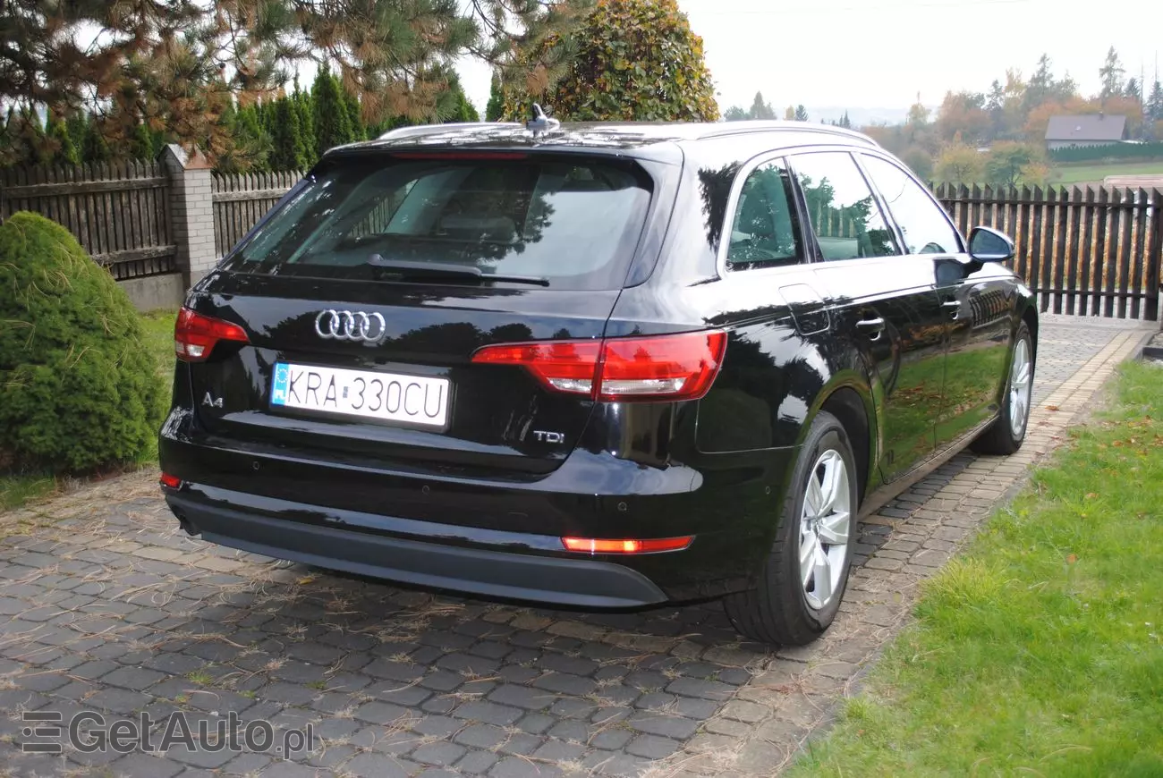 AUDI A4 Avant S tronic