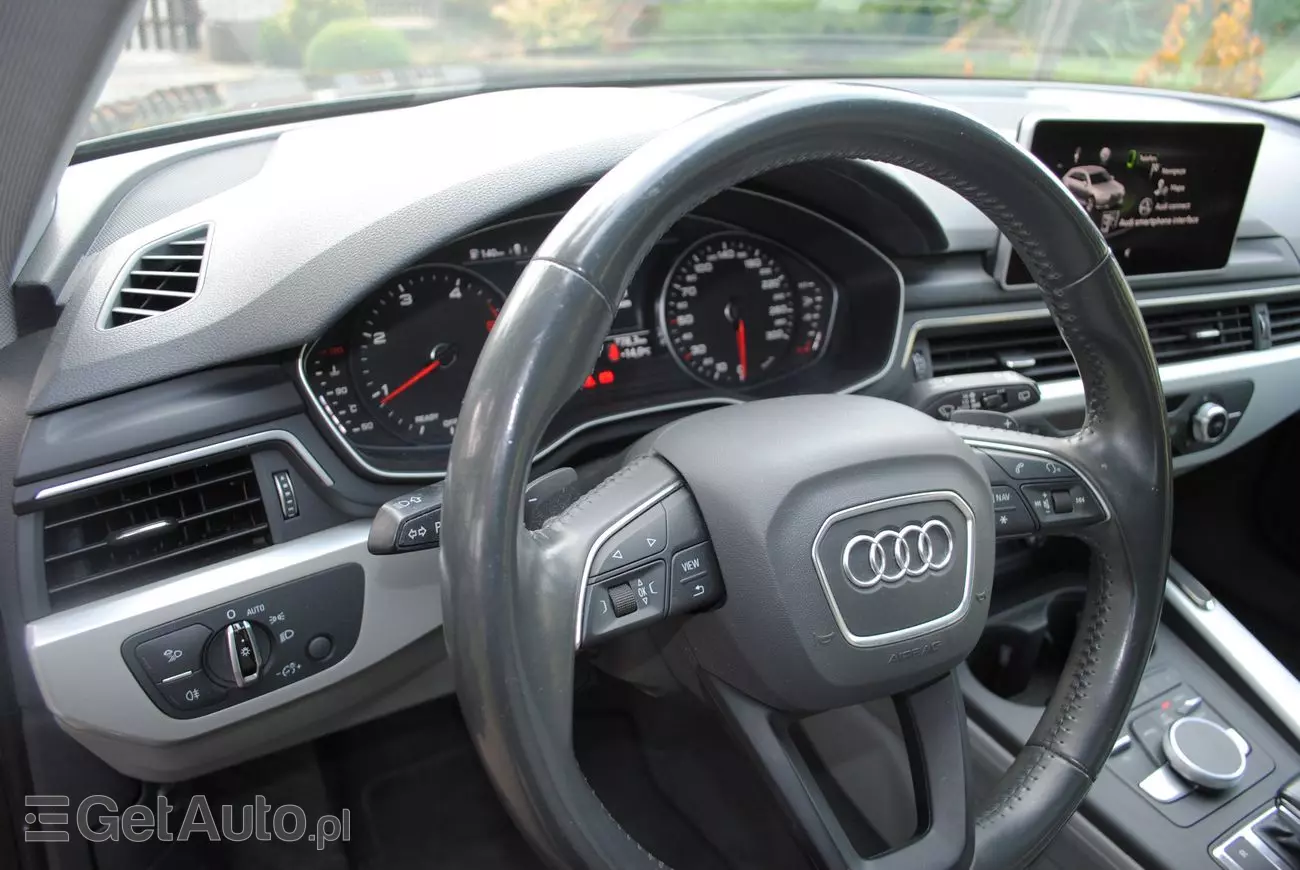 AUDI A4 Avant S tronic