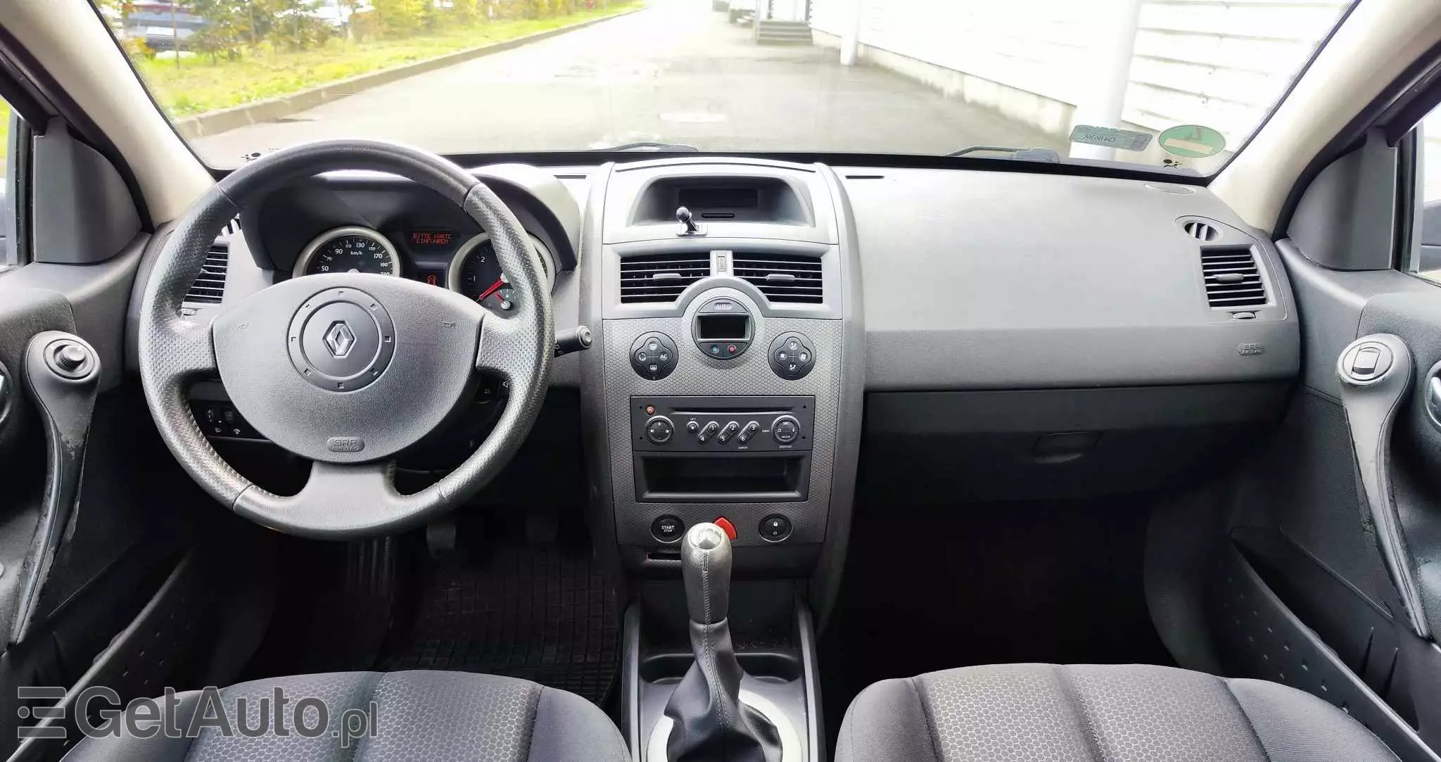 RENAULT Megane 