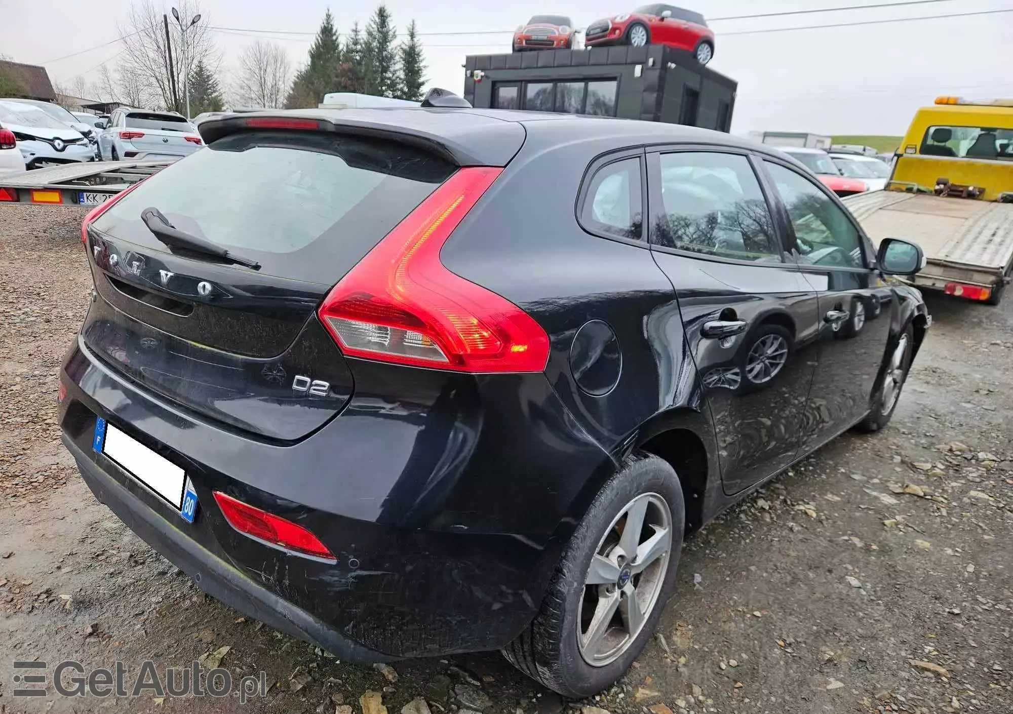 VOLVO V40 