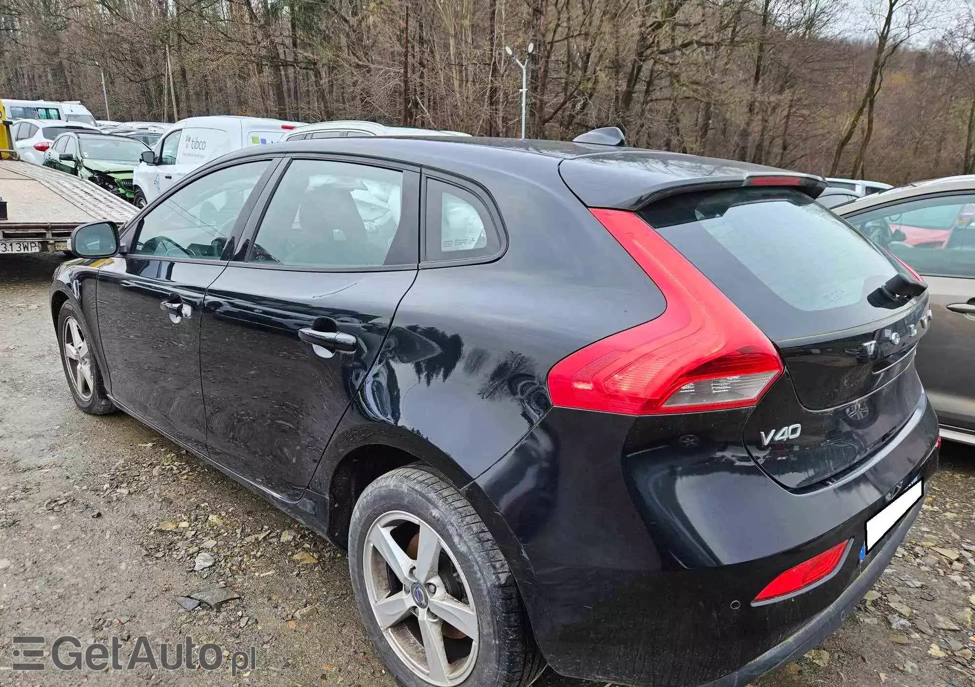 VOLVO V40 