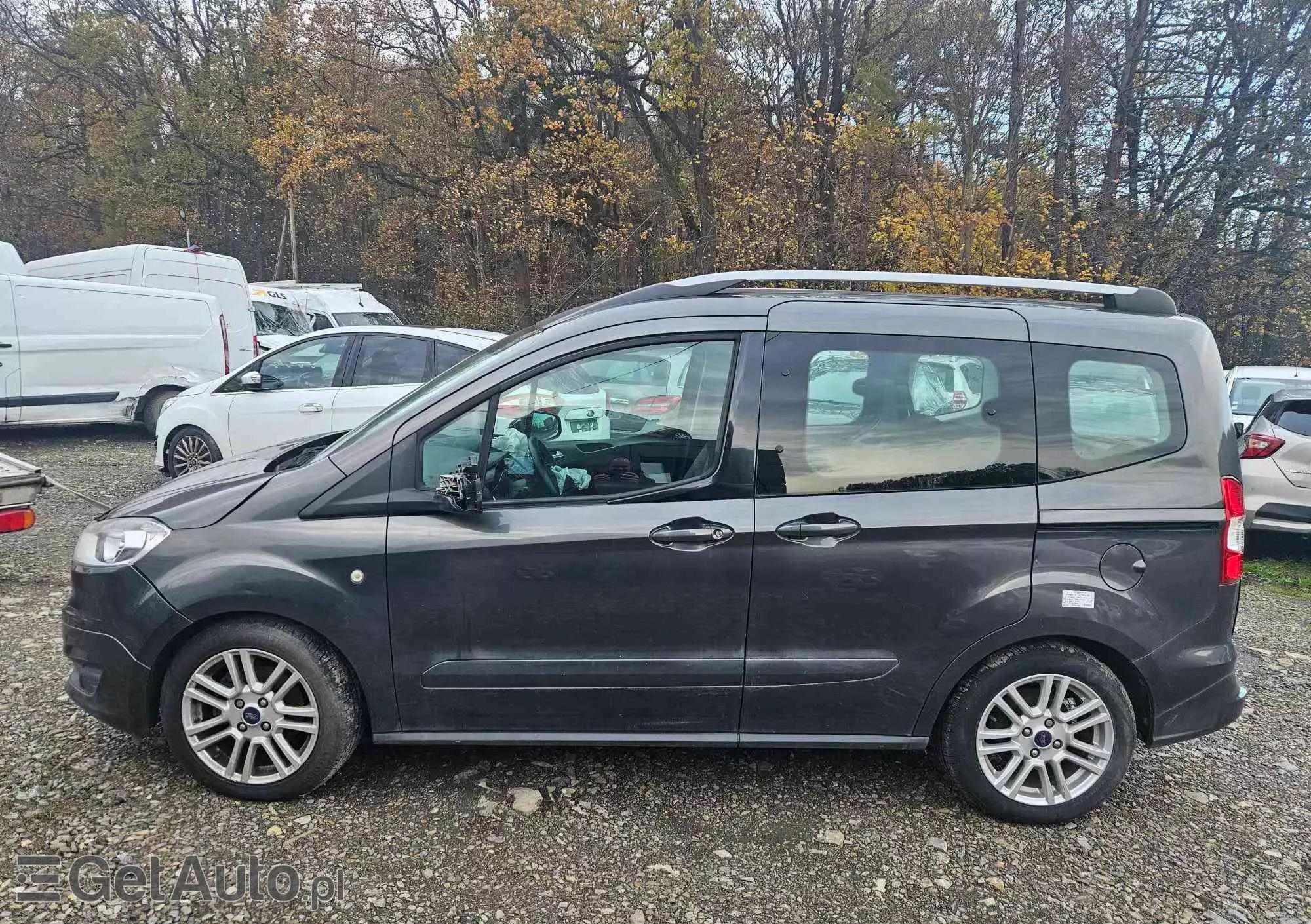 FORD Tourneo Courier 