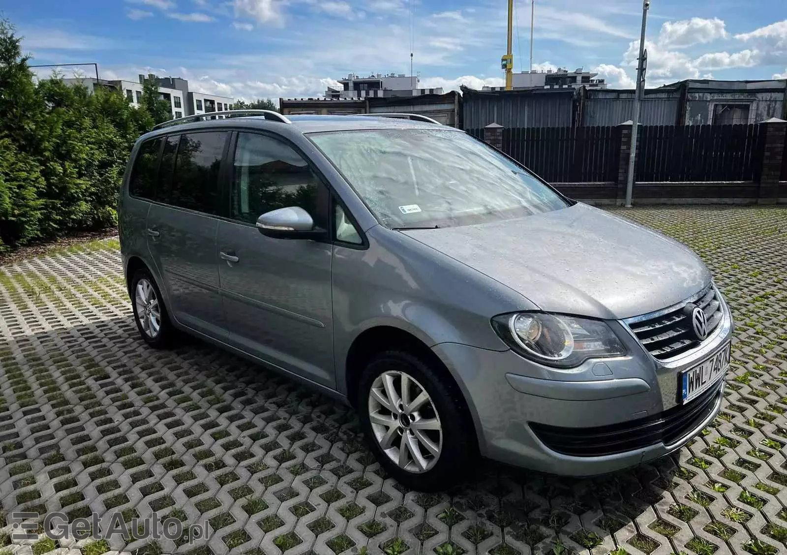 VOLKSWAGEN Touran Comfortline DSG