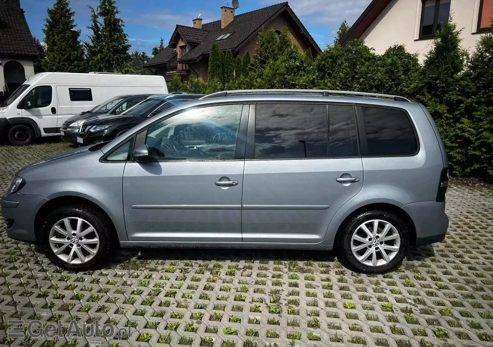 VOLKSWAGEN Touran Comfortline DSG