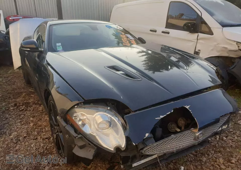 JAGUAR XK XKR Coupe