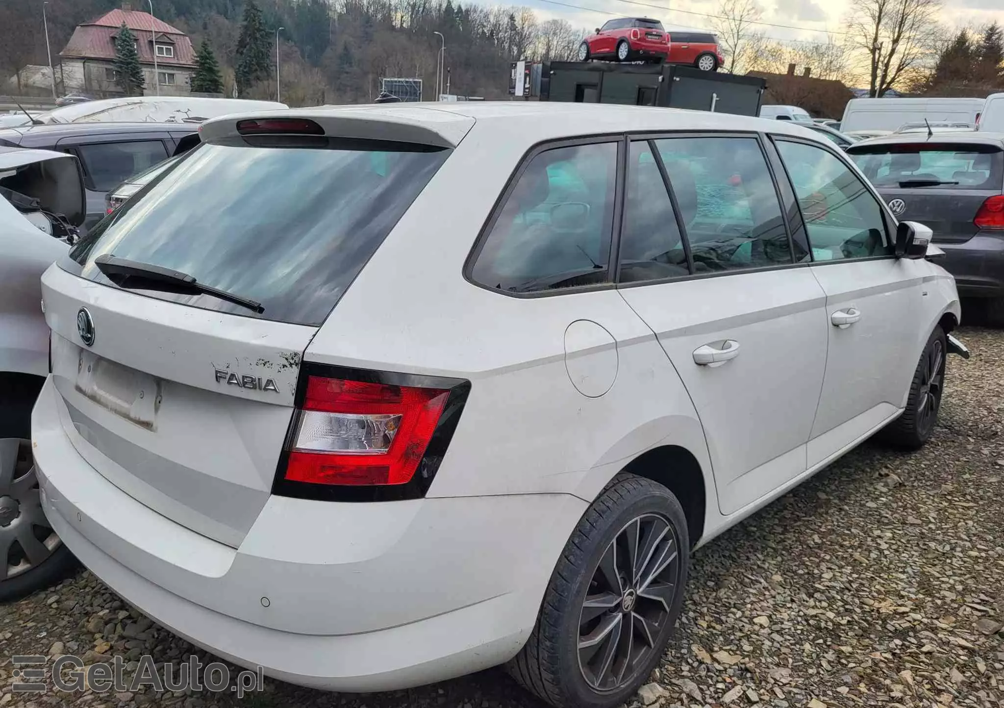 SKODA Fabia 