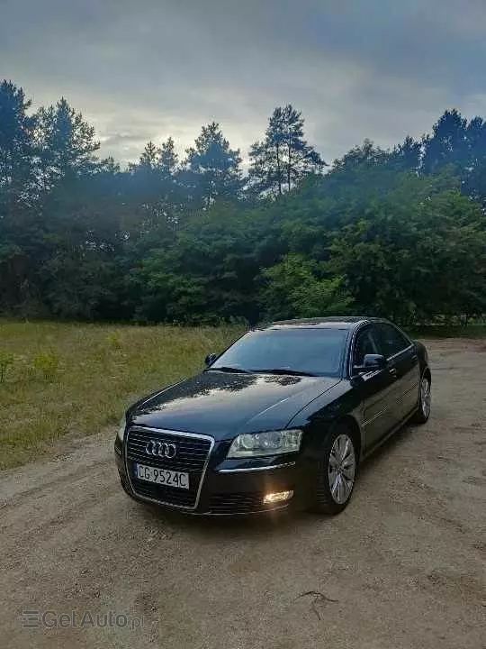 AUDI A8 Tiptronic