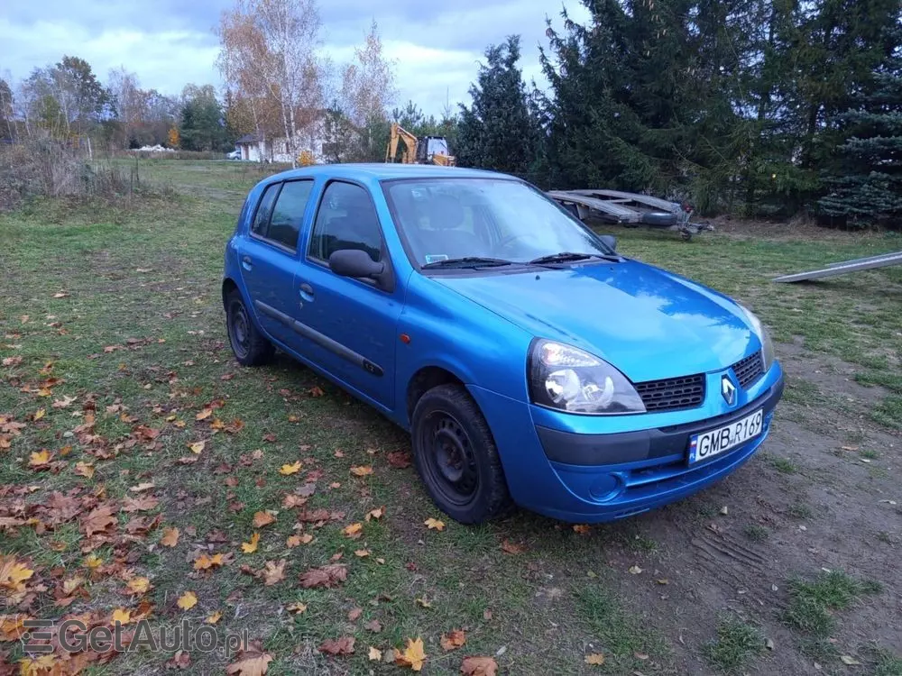 RENAULT Clio 