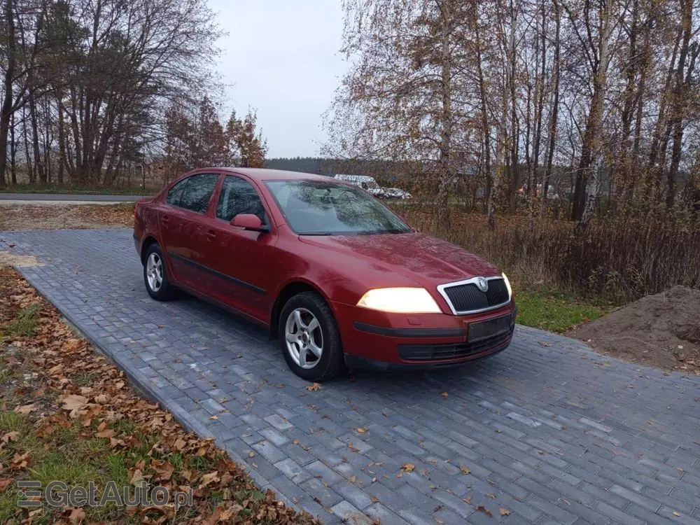 SKODA Octavia 