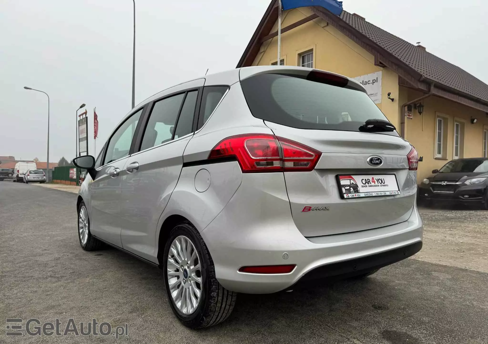 FORD B-Max Titanium