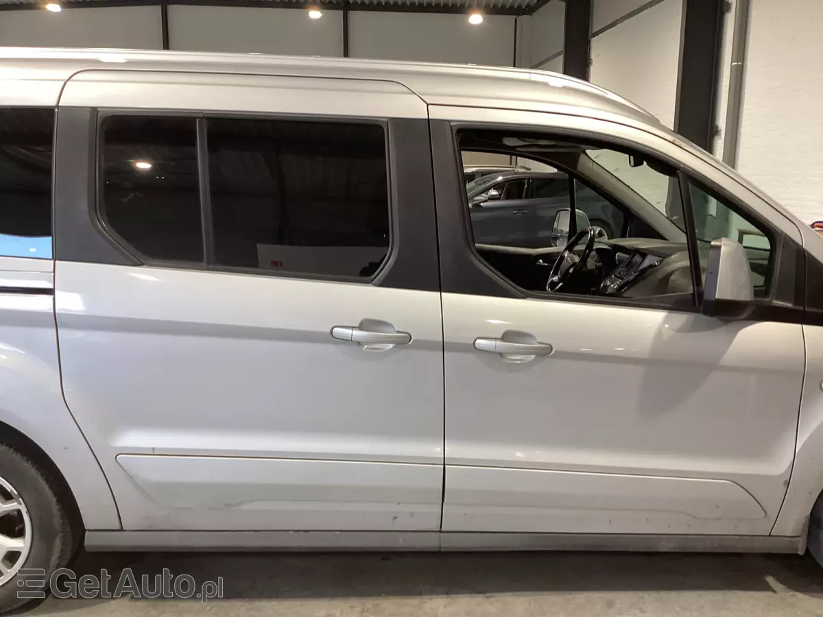 FORD Tourneo Connect Grand 