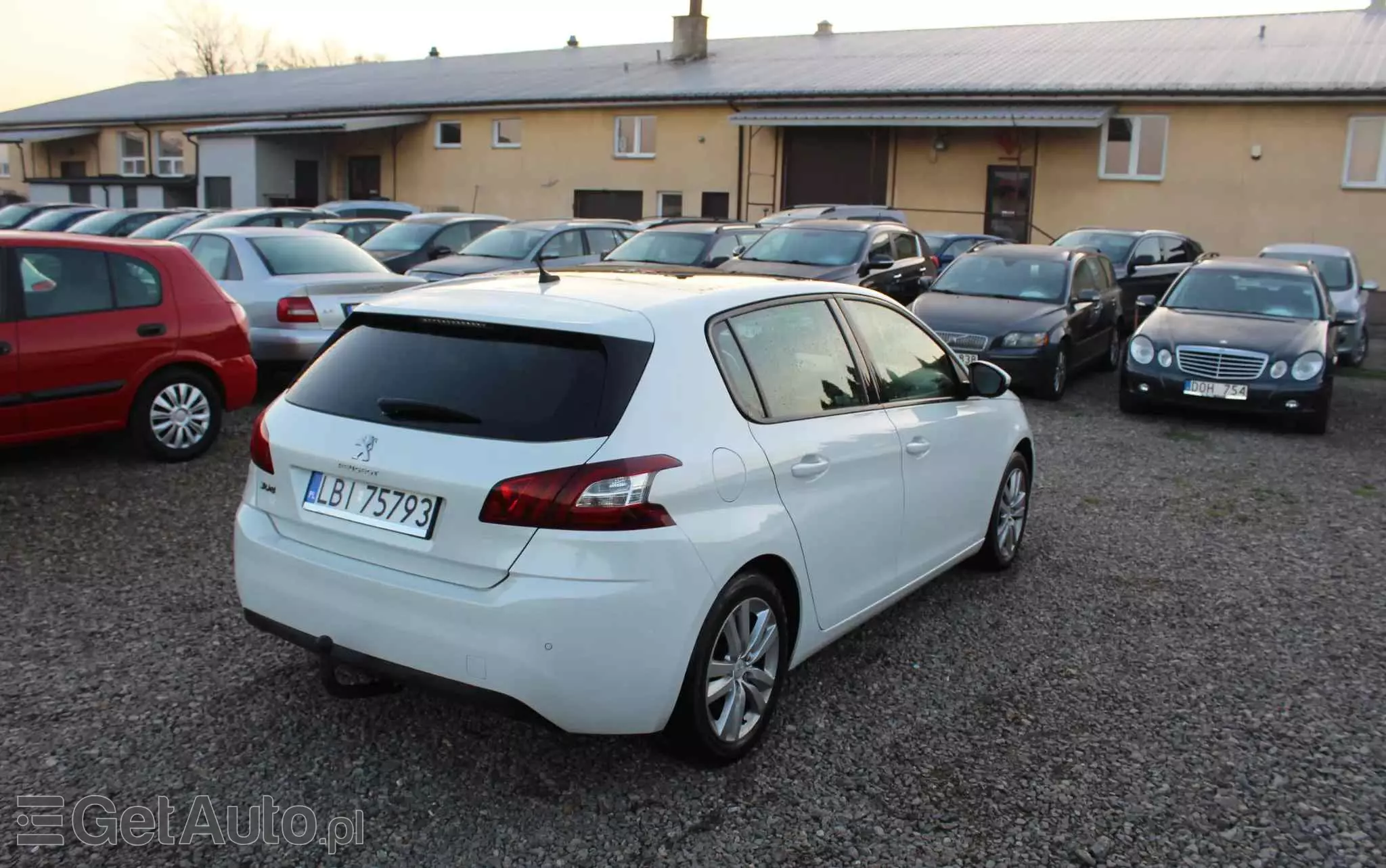 PEUGEOT 308 