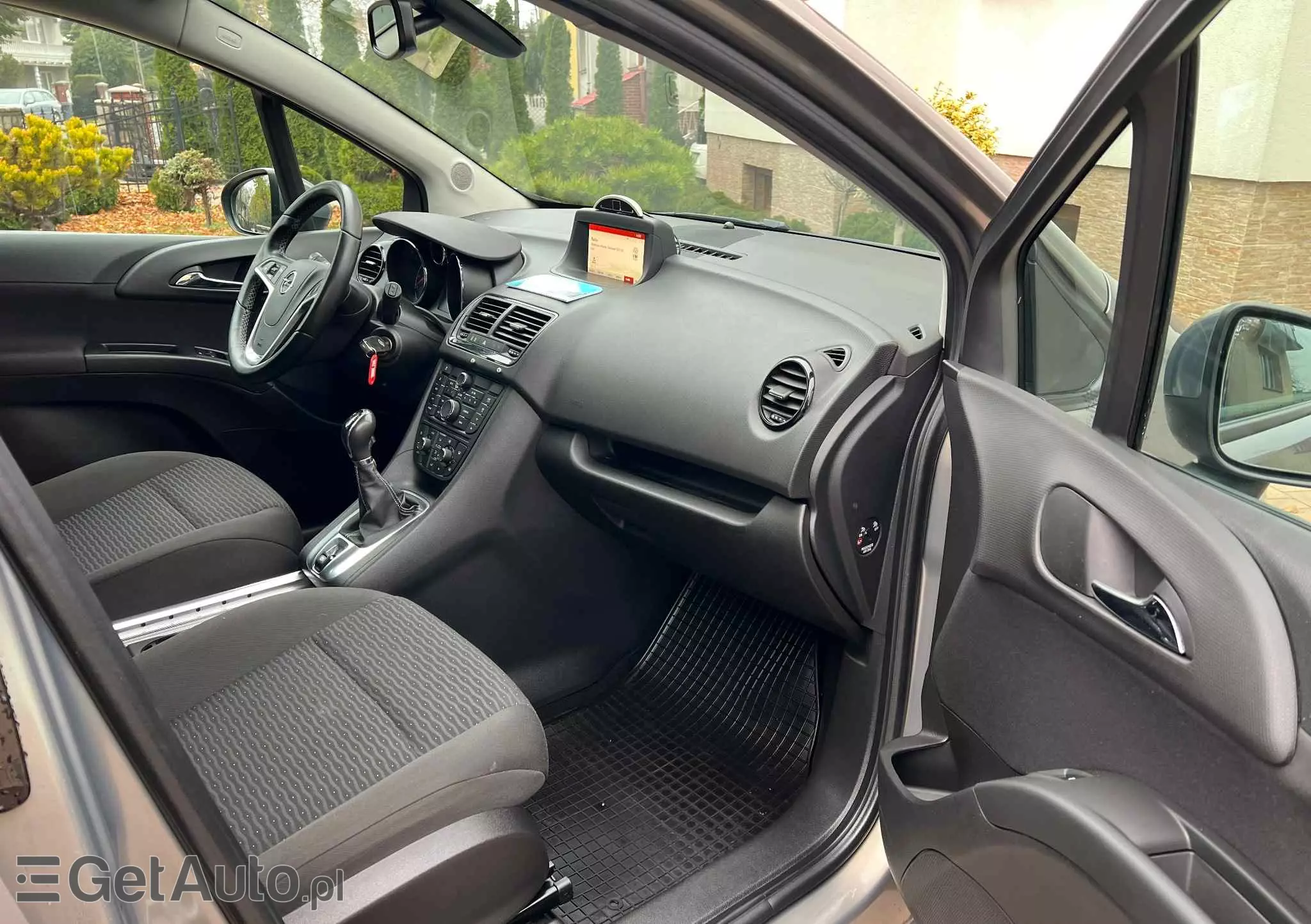 OPEL Meriva 1.4 Color Edition