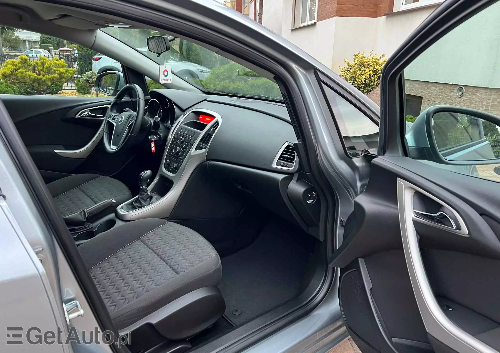 OPEL Astra 1.4 Turbo Design Edition