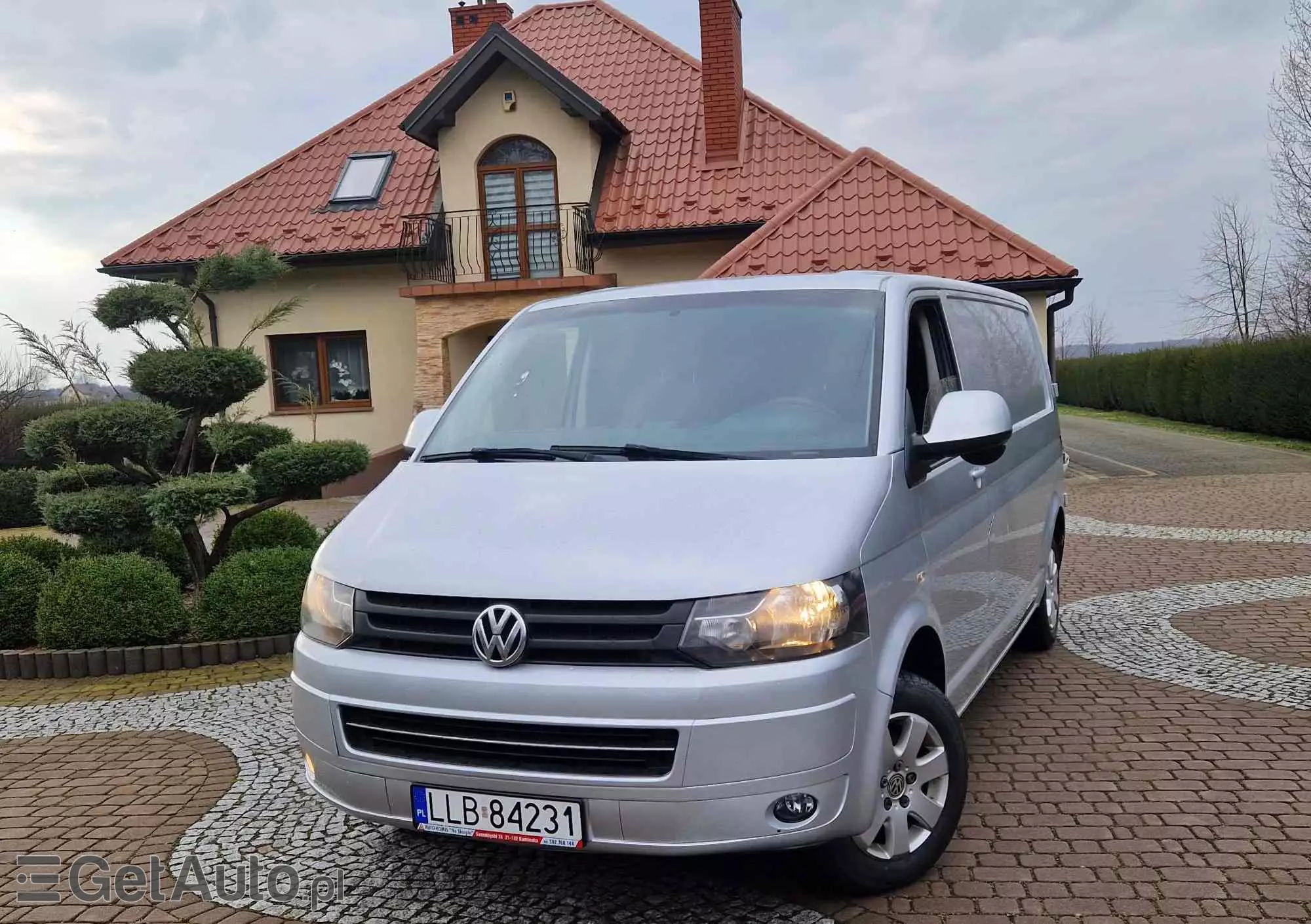 VOLKSWAGEN Transporter 