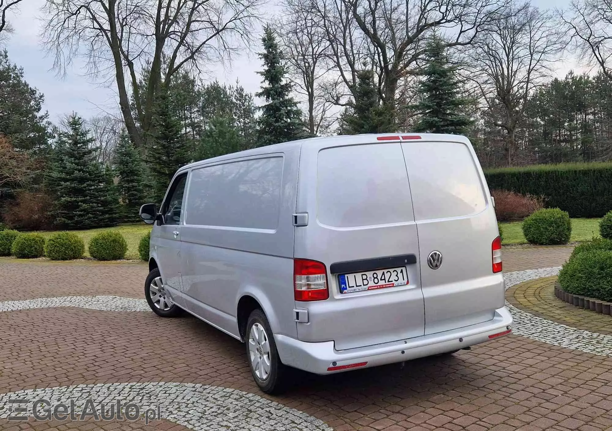 VOLKSWAGEN Transporter 