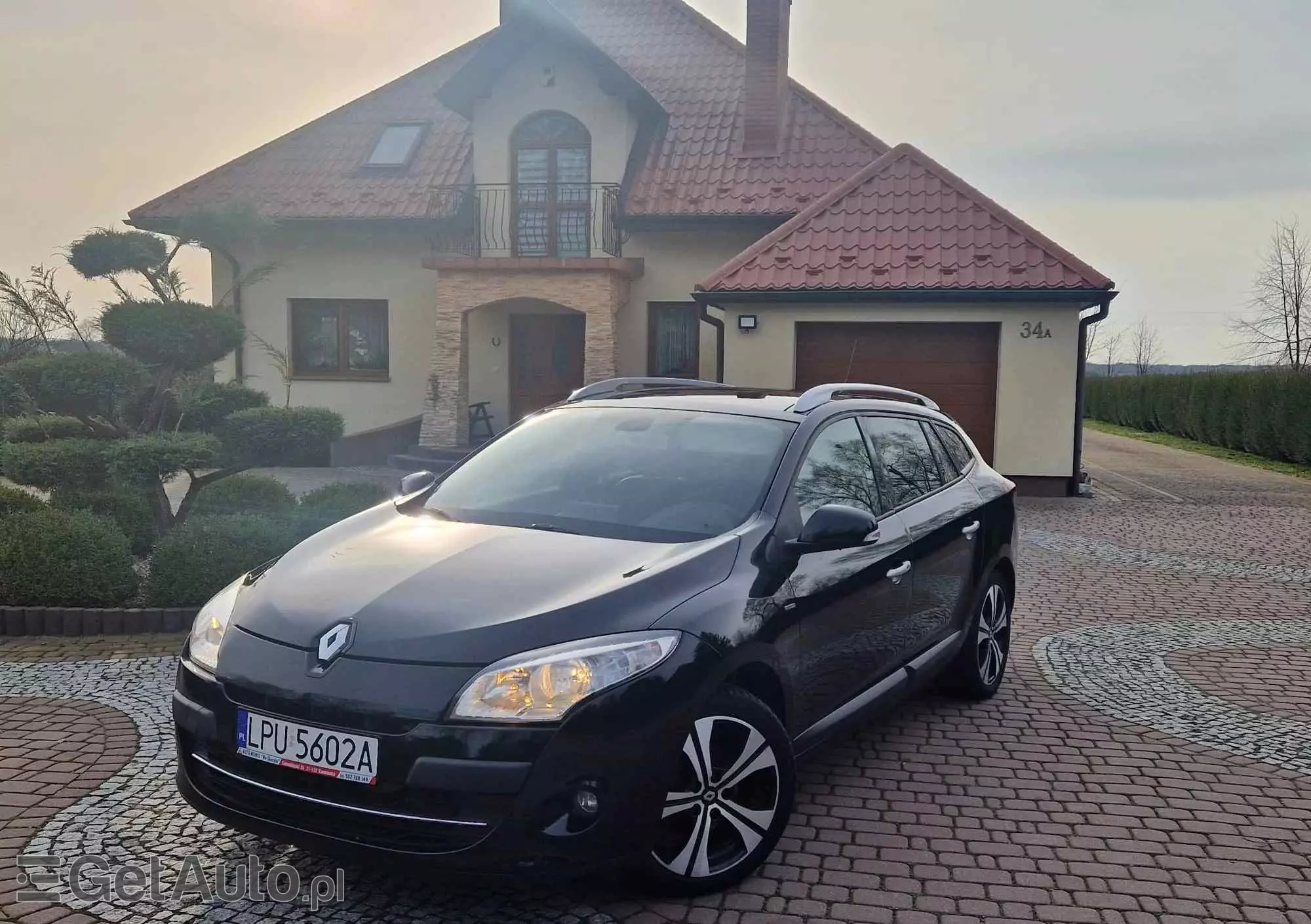 RENAULT Megane Bose Edition 140 CVT