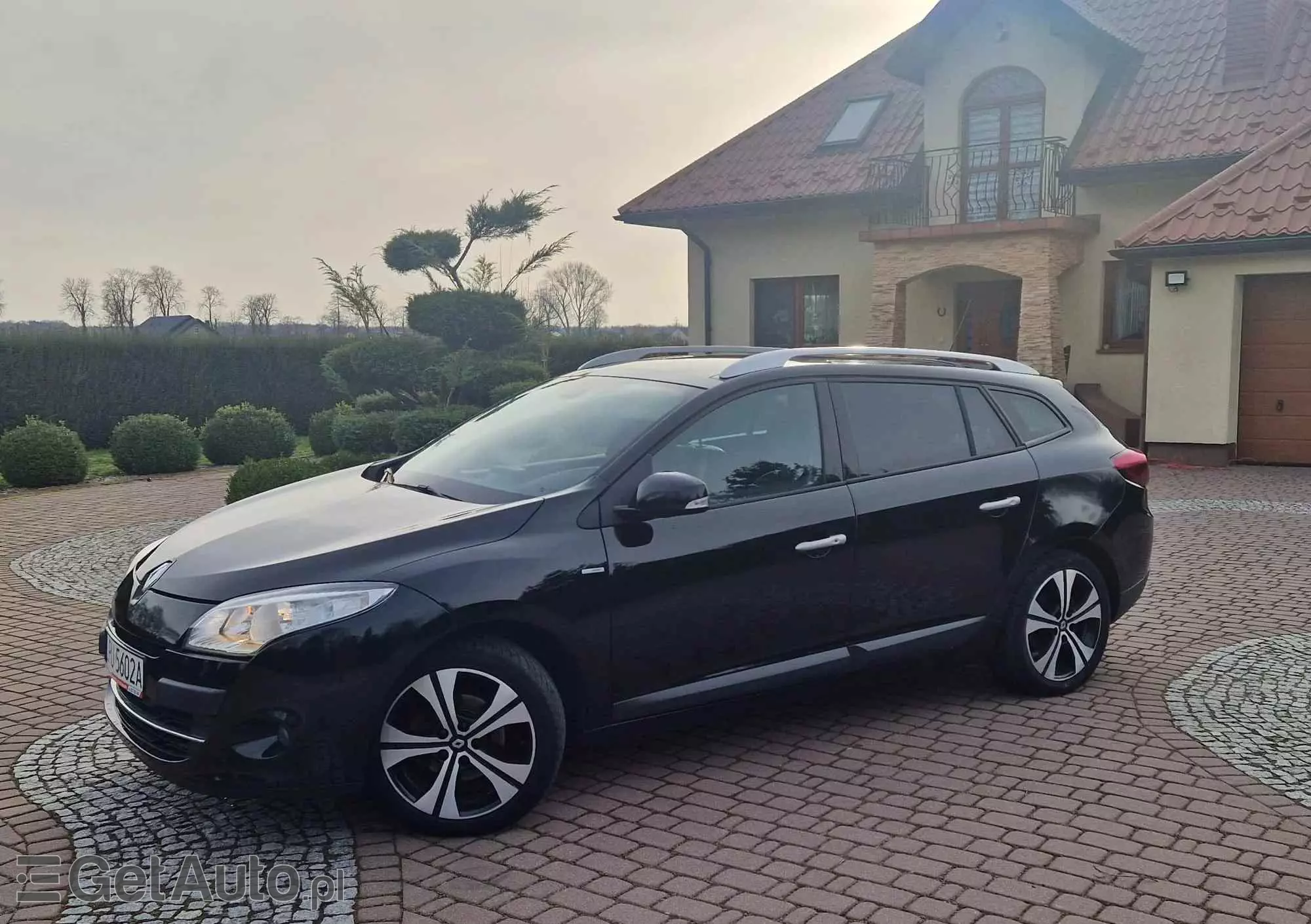 RENAULT Megane Bose Edition 140 CVT