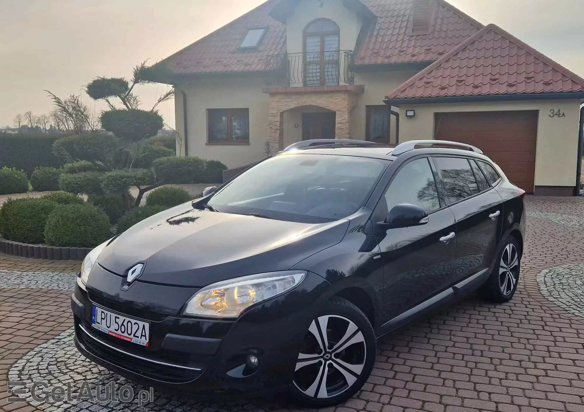 RENAULT Megane Bose Edition 140 CVT