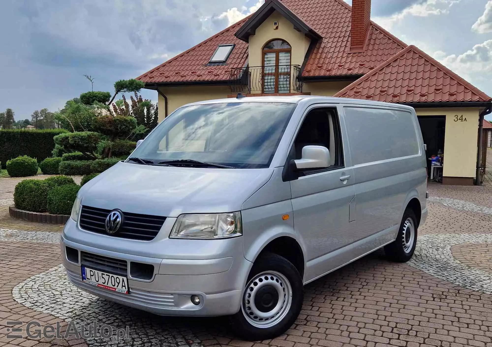 VOLKSWAGEN Transporter 