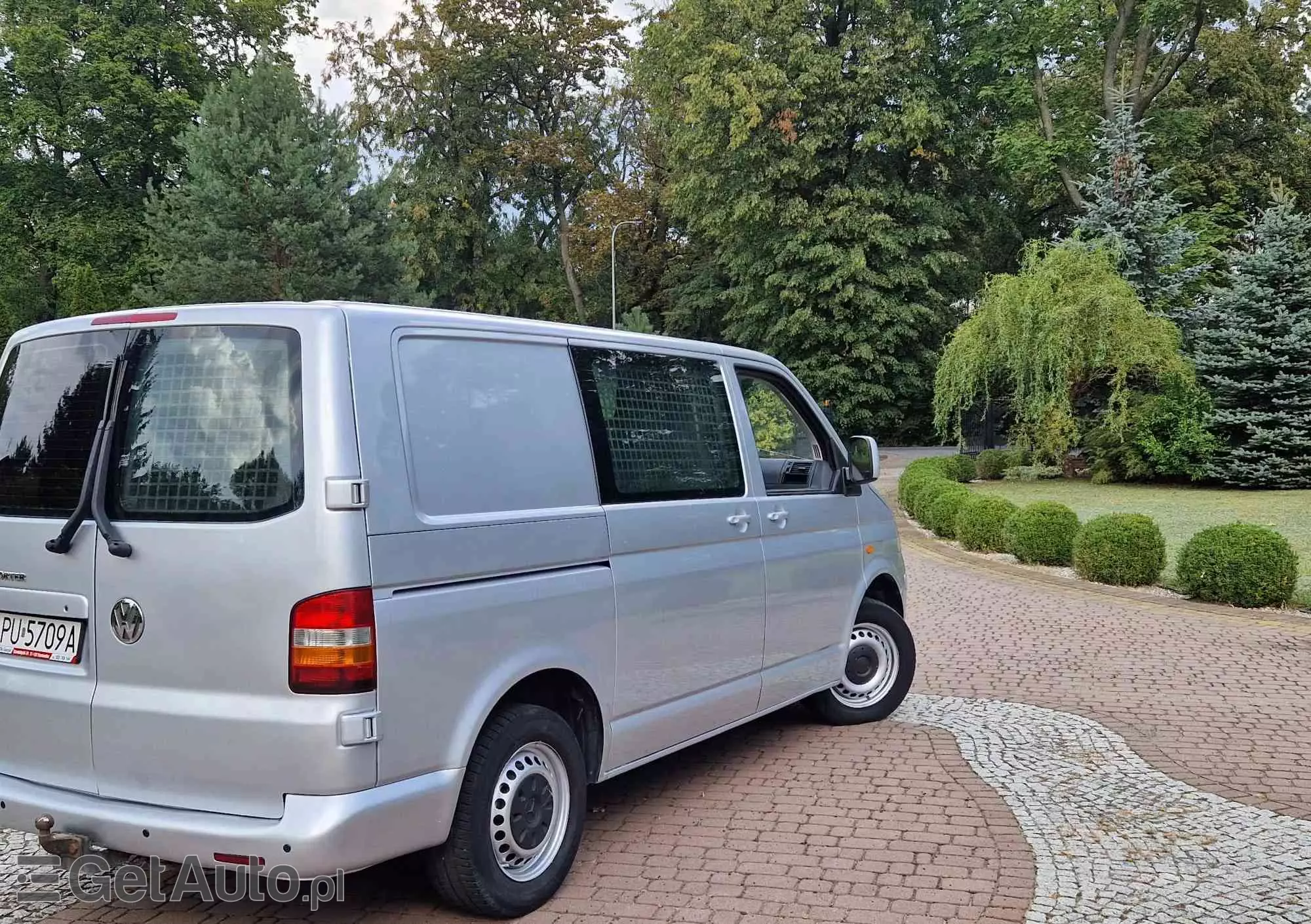 VOLKSWAGEN Transporter 