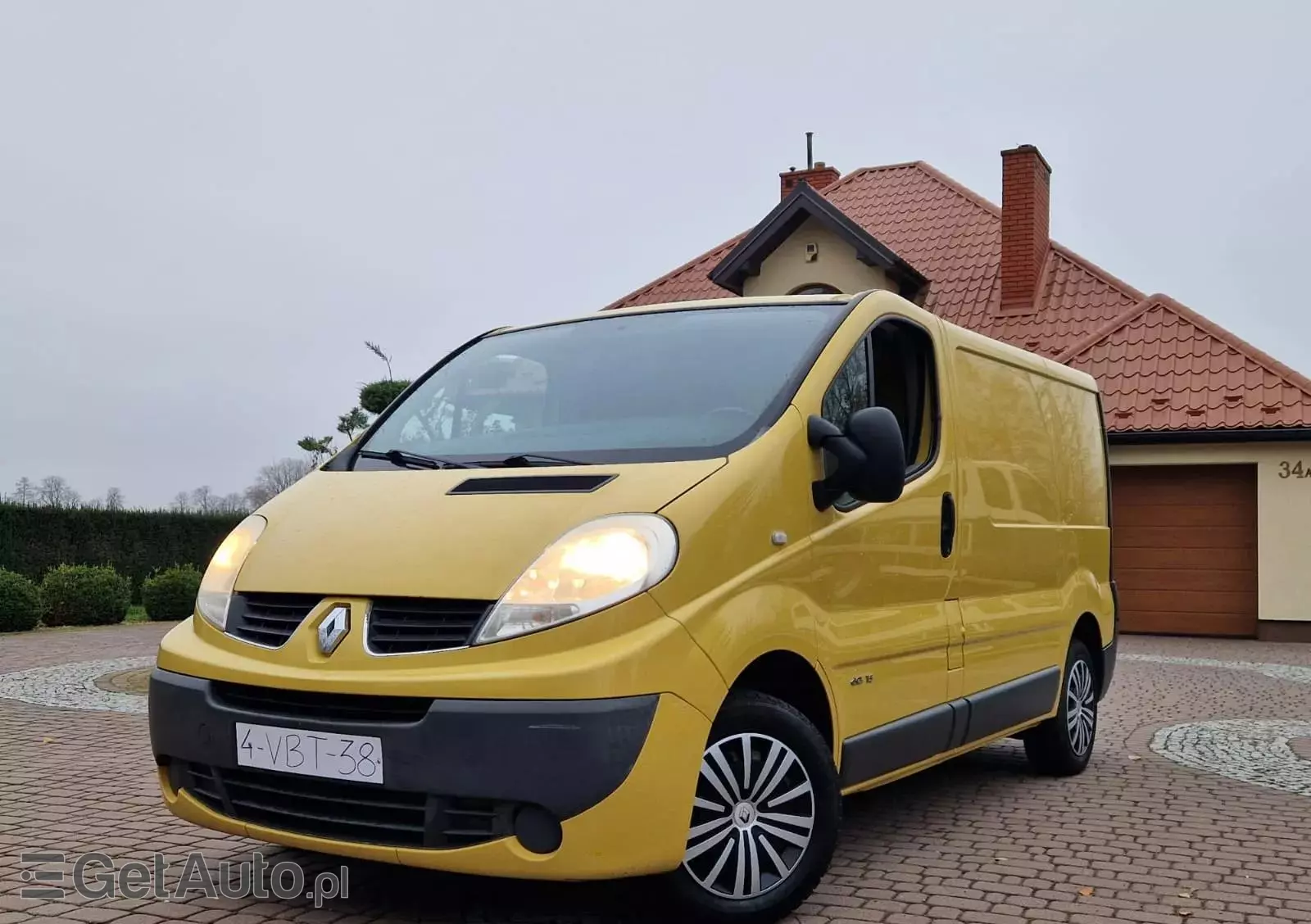 RENAULT Trafic 