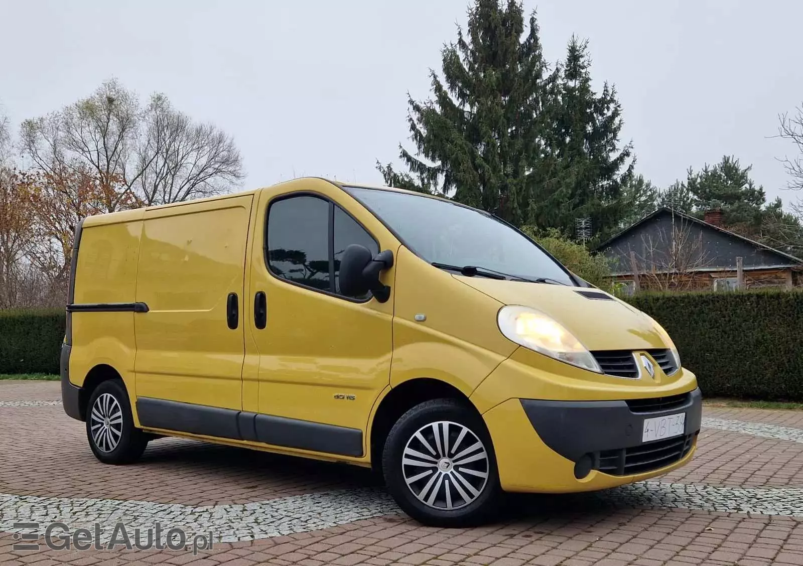 RENAULT Trafic 