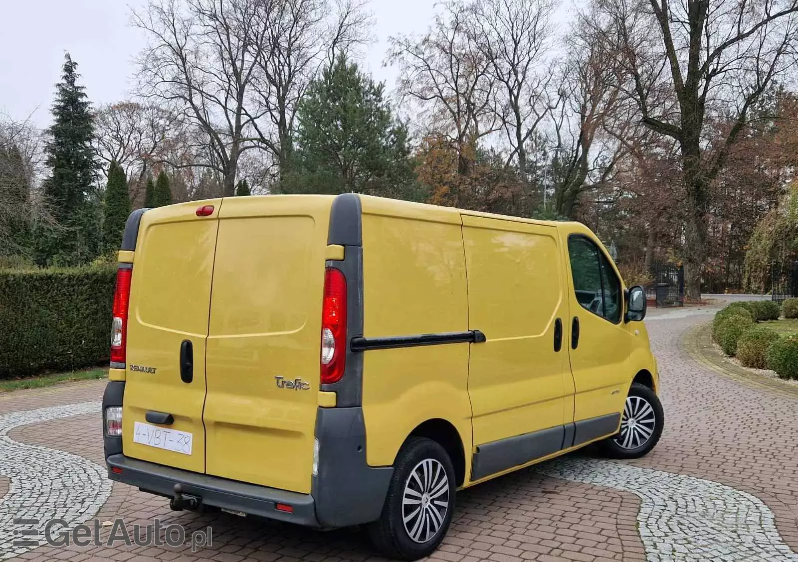 RENAULT Trafic 