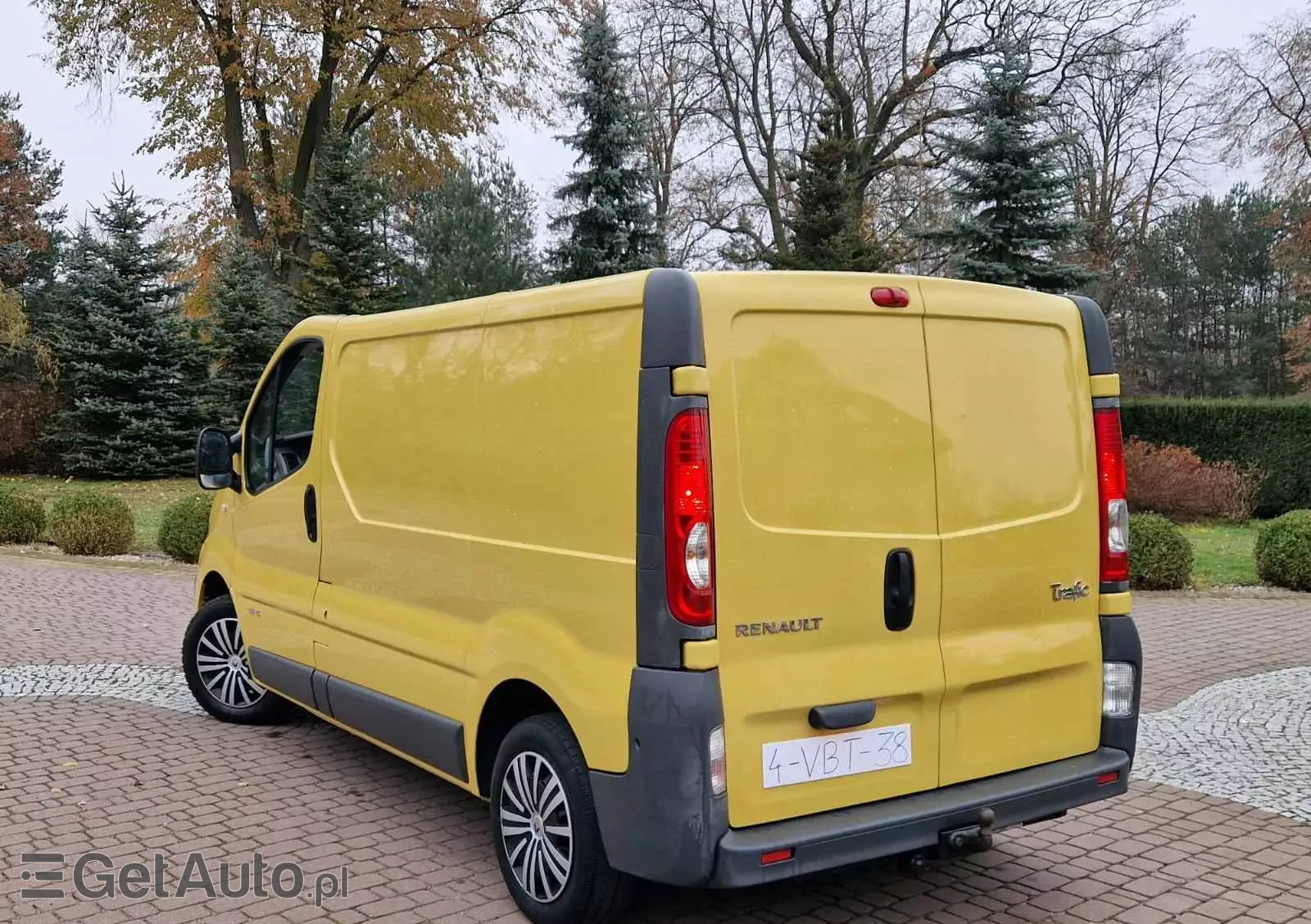 RENAULT Trafic 