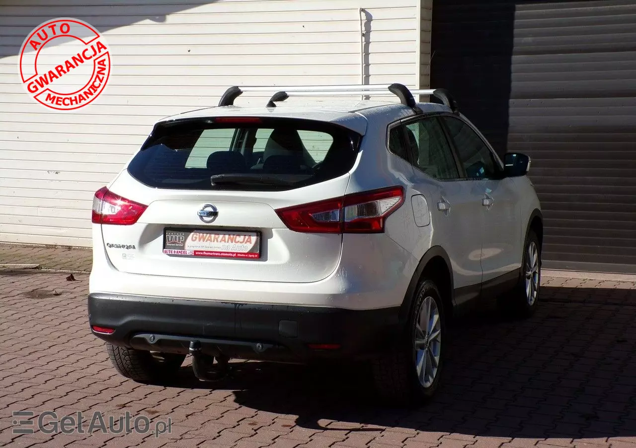 NISSAN Qashqai Acenta 4x4