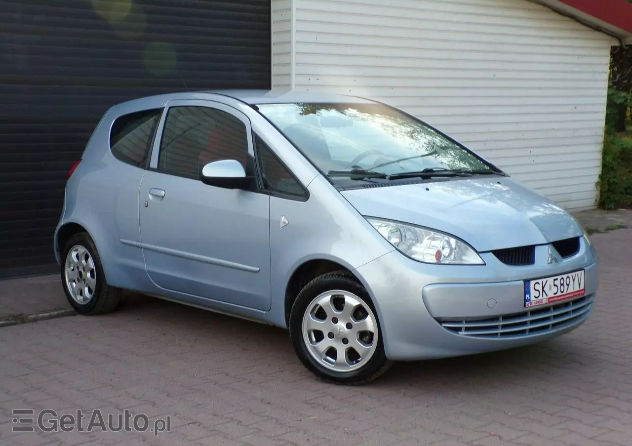 MITSUBISHI Colt 