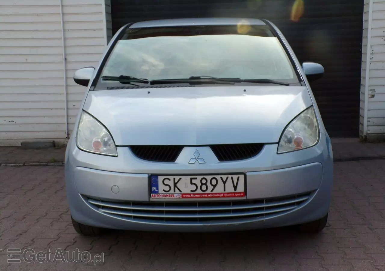 MITSUBISHI Colt 