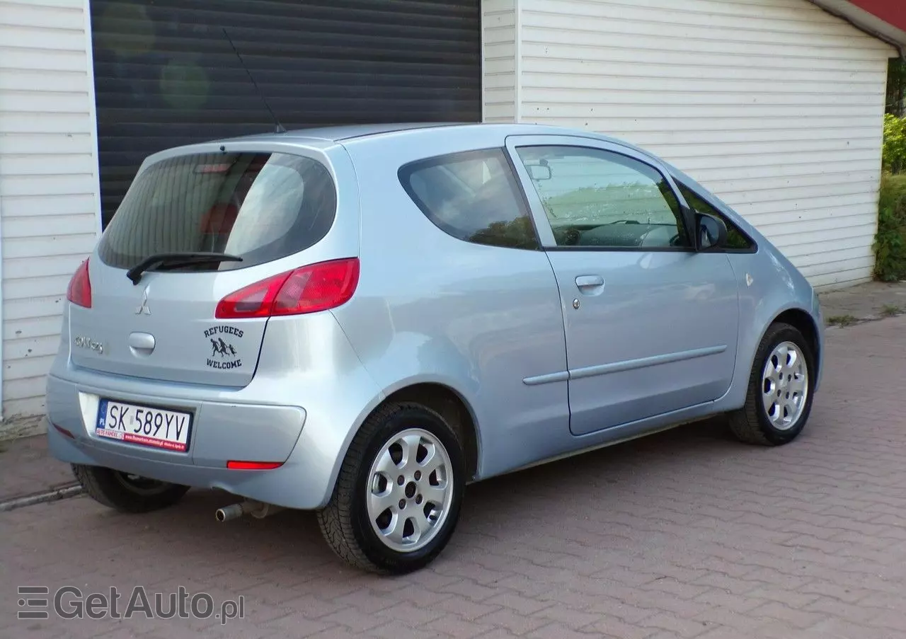 MITSUBISHI Colt 