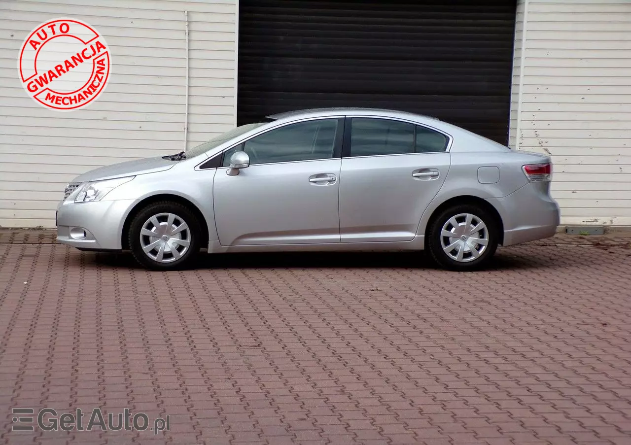 TOYOTA Avensis 