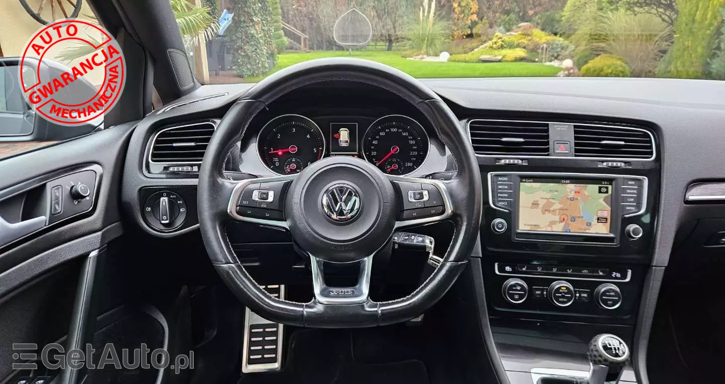 VOLKSWAGEN Golf BlueMotion