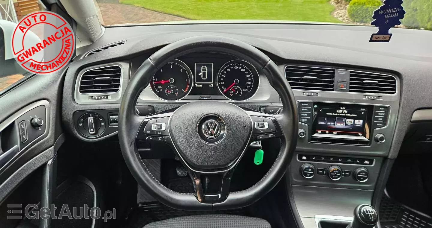 VOLKSWAGEN Golf Highline