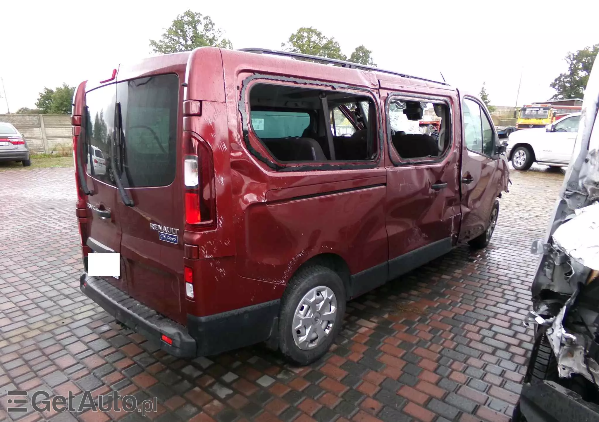 RENAULT Trafic 